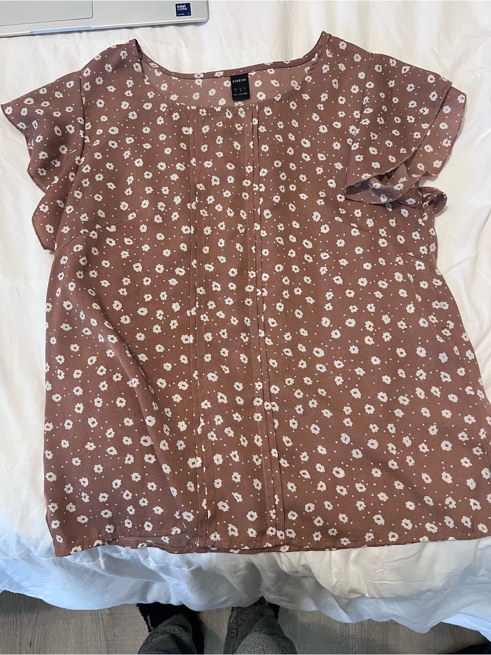 SHEIN Dusty Rose Floral Flutter Sleeve Blouse